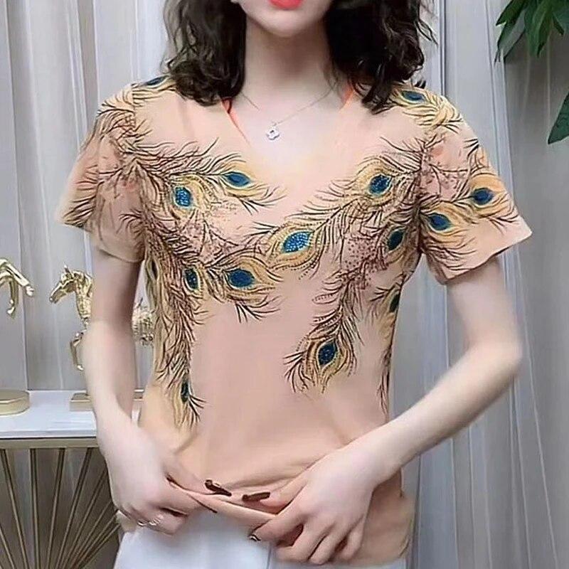 

Женские элегантные футболки с 3d принтом и принтом перьев, летние модные футболки с v-образным вырезом и короткими рукавами, повседневные тонкие базовые топы, женская одежда 4XL