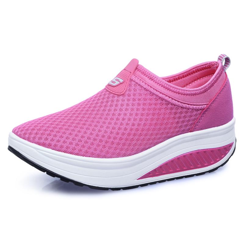 Women Mesh Shoes Outdoor Travel Oversized Swing Shoes Thick Soled Sports Wedge Shoes Casual Mid Heel Breathable Comfortable