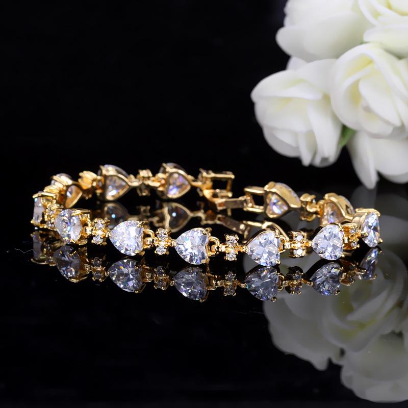 

Источник Циркон Ручные Украшения Женский Гальваническое Покрытие Настоящее Золото Браслет Сердце