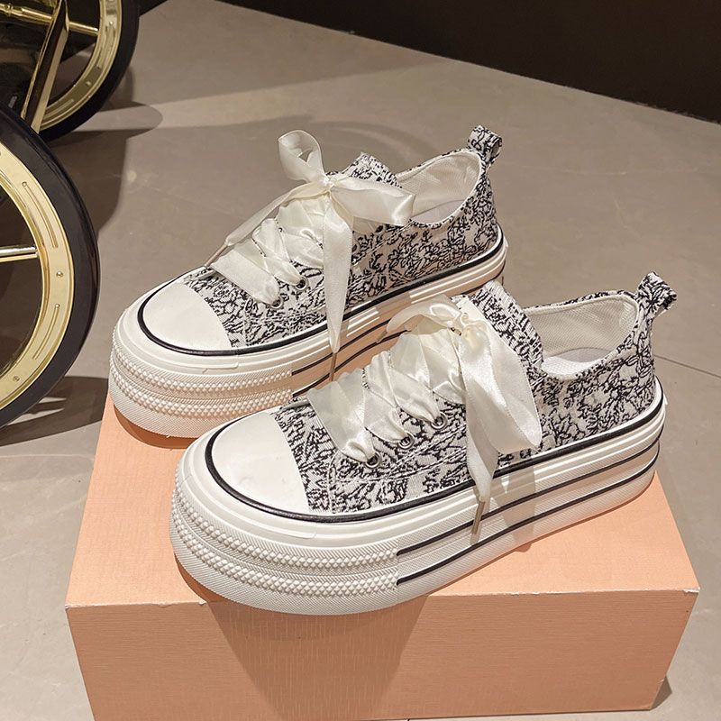 

Распродажа бракованного товара, специальная цена, парусиновые туфли, женские весенние новые дышащие повседневные спортивные туфли на шнуровке, универсальные, на толстой подошве 40 белый