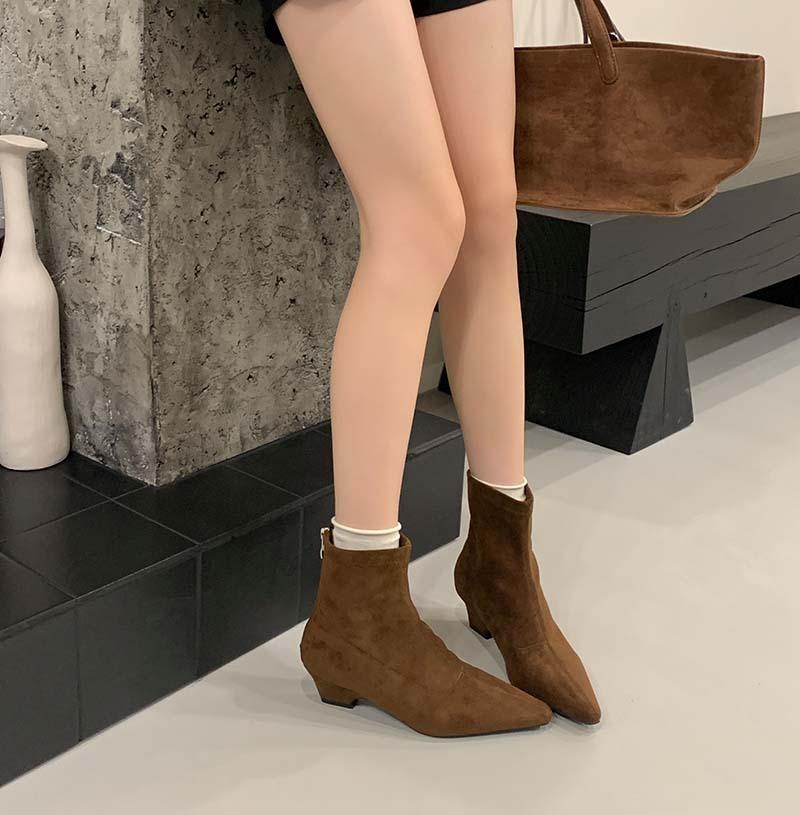 

Pointed casual versatile Martin boots women s 2025 new retro rear zipper and ankle boots flat short boots 39 хаки