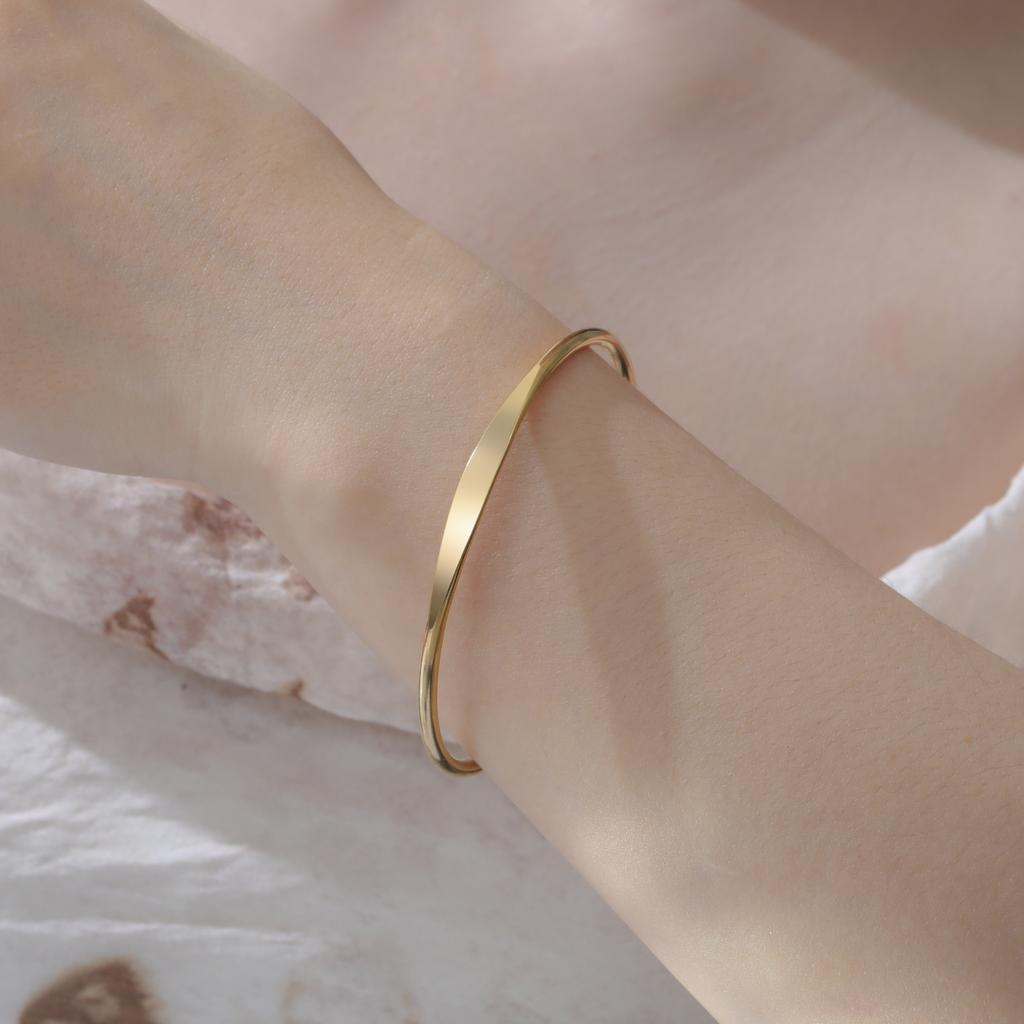Minimalist Smooth Gloss Women's Open Bracelet Stainless Steel Minimalist Street Hip Hop Fashion Jewelry Gift