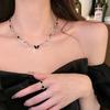 BLINGBAY Collier Pendentif Femme Double Couche Papillon Noir Collier Léger Luxe Hot Girl Clavicule Chaîne Chandail Chaîne Accessoires Bijoux Cadeau