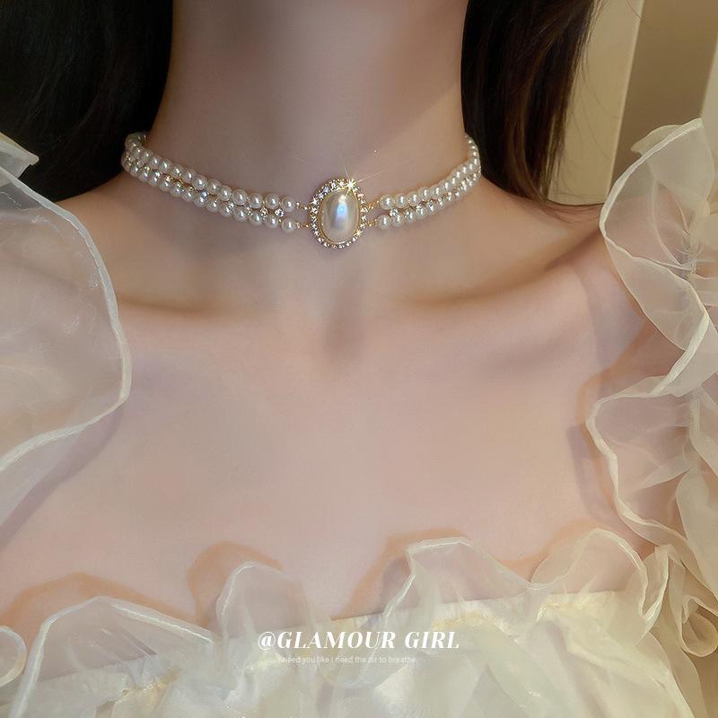 Collana a Clavicola con Nappa di Perle e Farfalla in Stile Coreano
