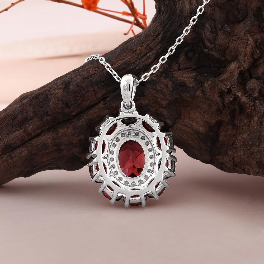 2026,Flower design 925 sterling silver necklace natural garnet pendant January Birthstone fine jewelry for women's birthday gift