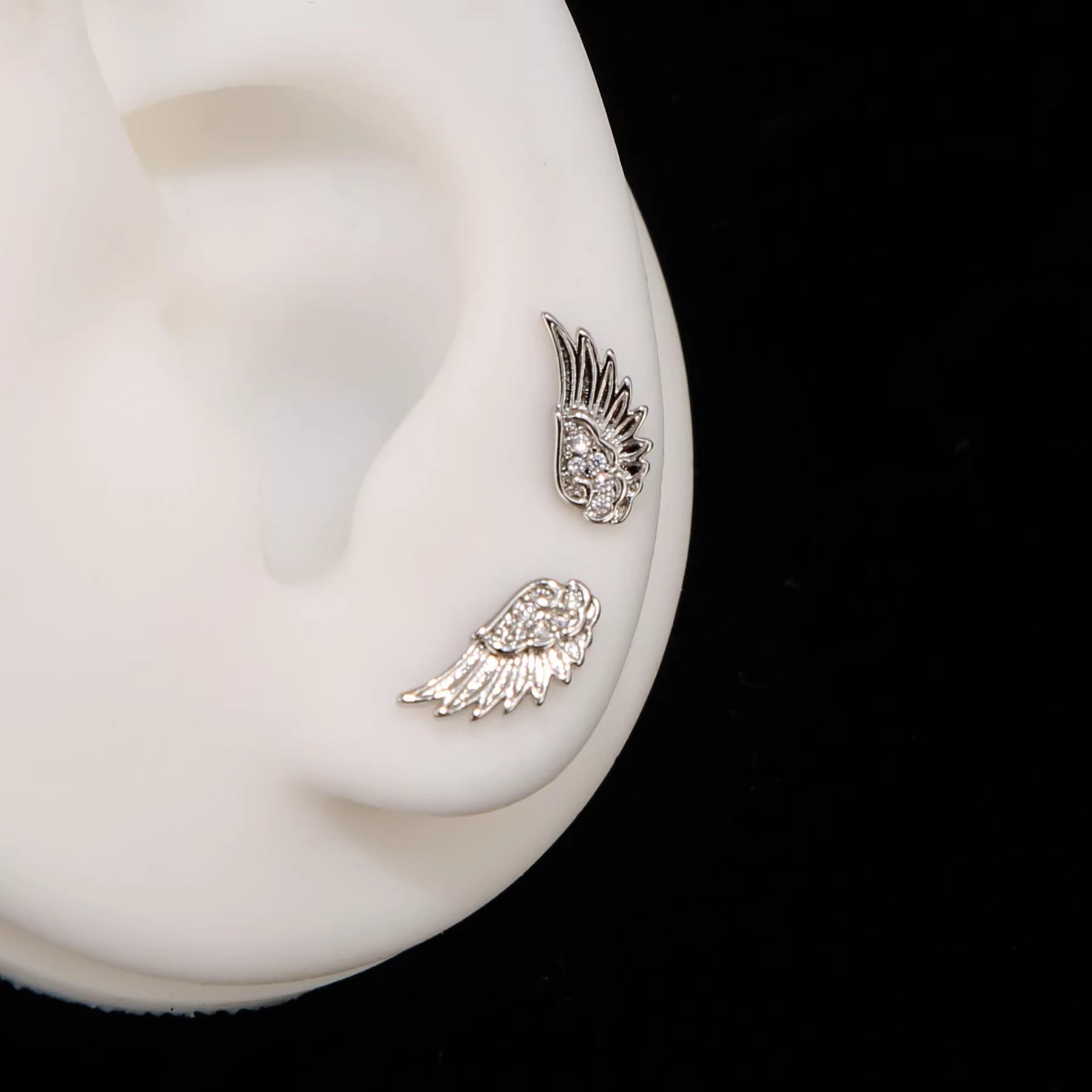 

Gothic Silver Color Zircon Wing Stud Earrings for Women Girls Exquisite Metal Shiny Crystal Angle Wing Earrings Jewelry Gifts серебряный