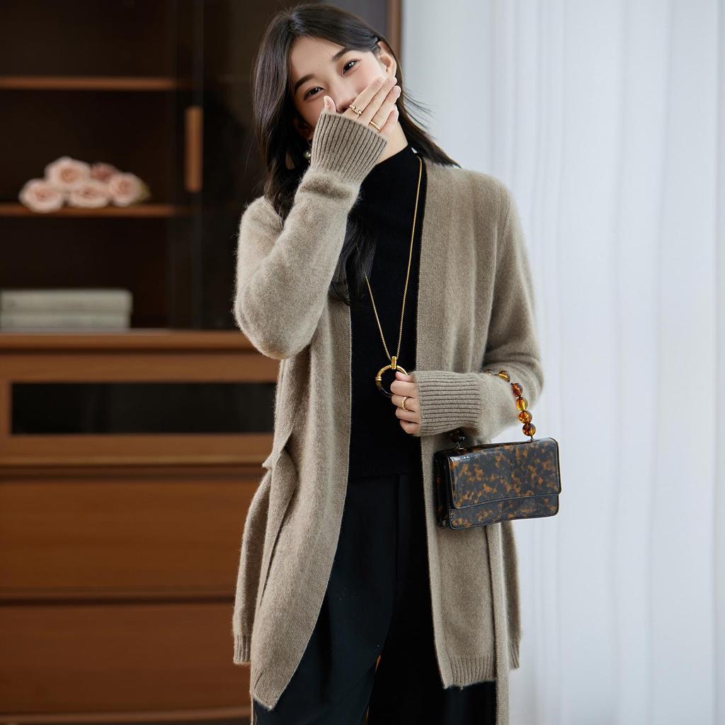 New Women's Versatile Pure Wool Cardigan - Loose, Long Sleeve, No Buttons, With Pockets, Trendy Outerwear Sweater Coat.