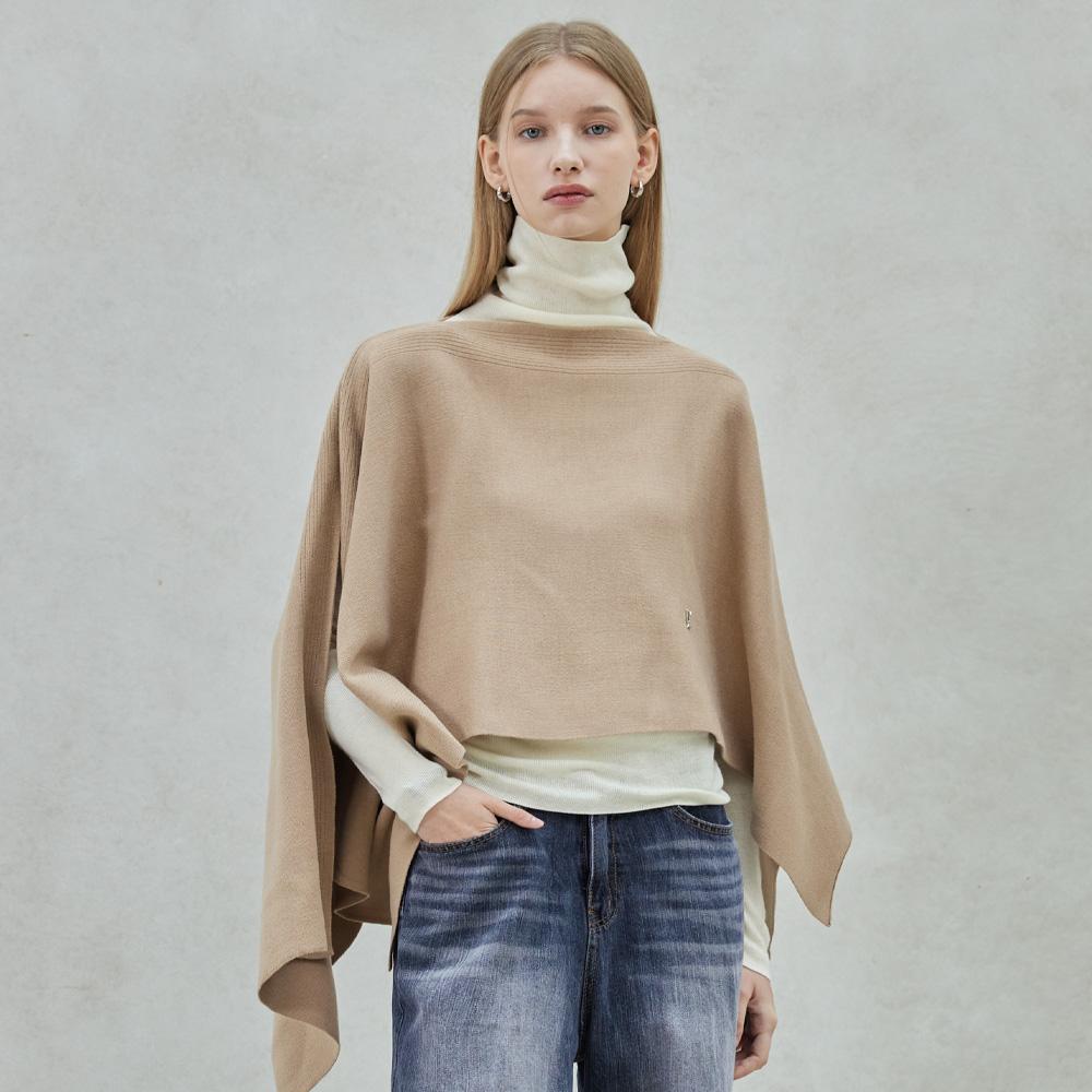 Hiikeu Minimal Knit Cape_Beige