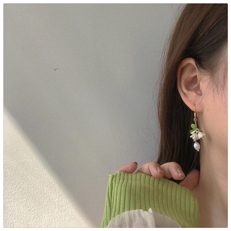 GemChic Damen-Halskette mit exquisitem Blumenblatt-Anhänger, Armband und Ohrringen, dreiteiliges Schmuckset für Geburtstag und Weihnachten