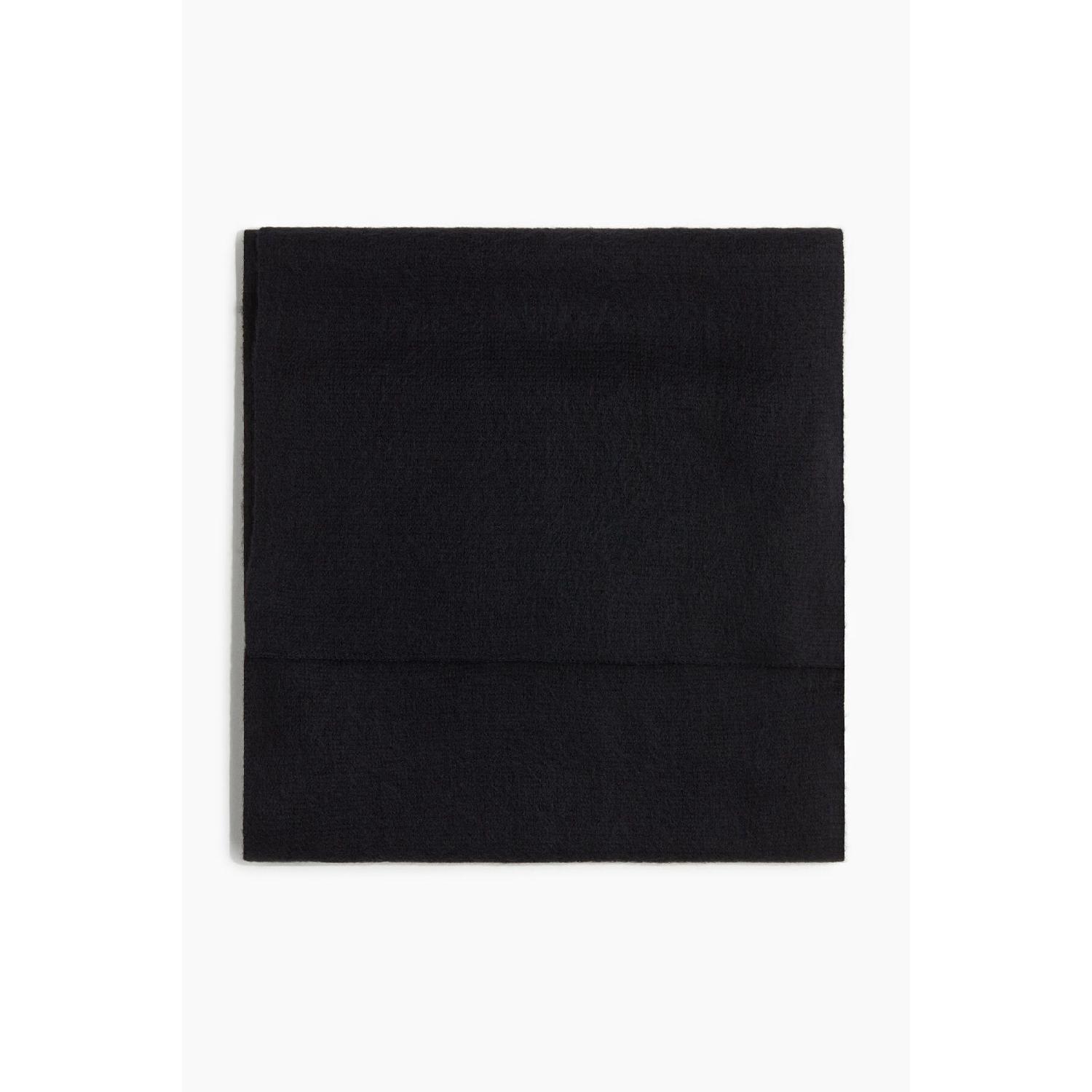 

Fuzzy Surface Scarf 200 x 35 чёрный