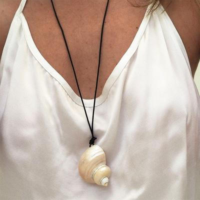Natural Conch Shell Pendant Necklace For Women Girls Adjustable Long Sweater Chain Beach Hoilday Jewelry Fashion Accessory