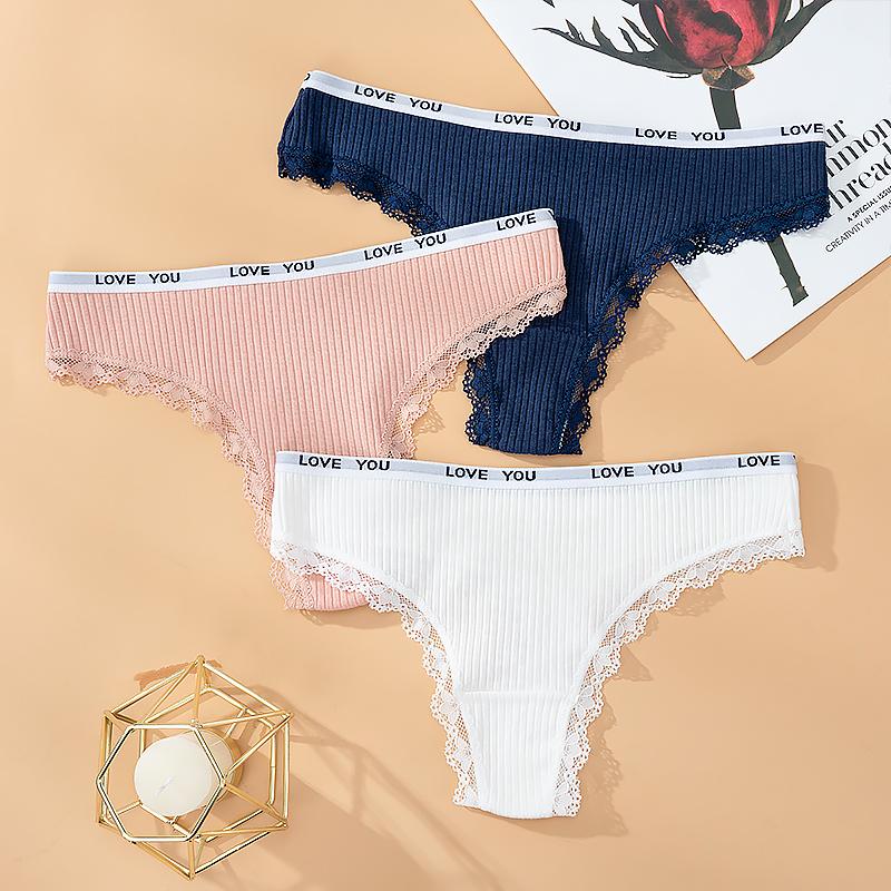 Әйелдер труси мен колготкилерін шешеді