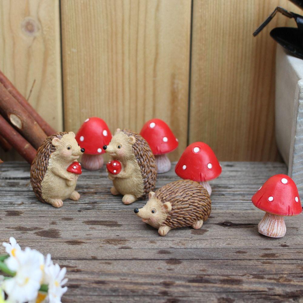 7pcs Cartoon Animal Sculpture Resin Garden Miniatures Figurine Hedgehog Mushroom Statue  Outdoor