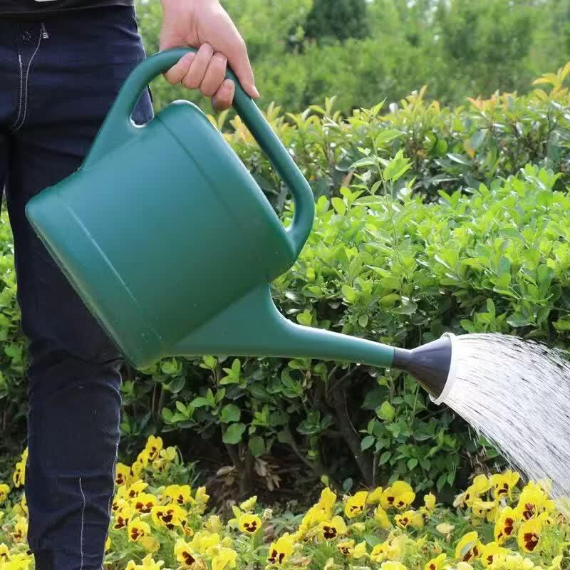 ZONYE 14L Plastic Watering Can