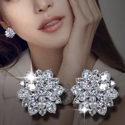 Fashion Wedding Bridal Women Shiny Flower Stud Earrings Gift ARI