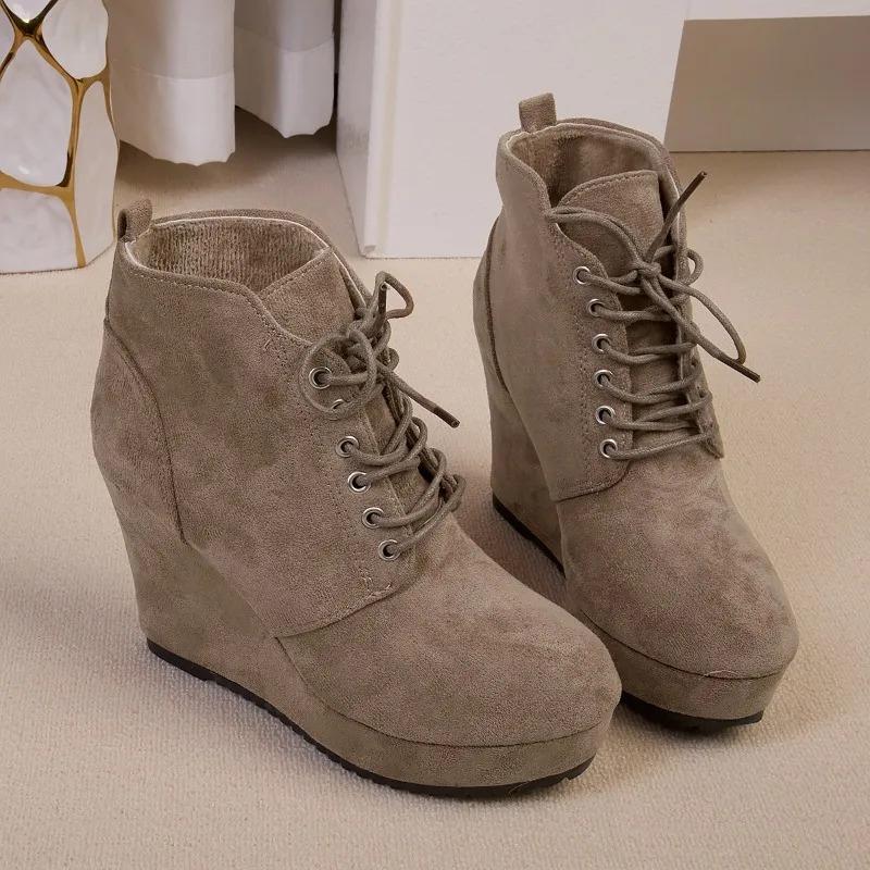 Originale Einzelne High Heel Keilabsatz Stiefeletten Herbst Winter Übergröße Mittlere Größe Chelsea Boots Bequeme Mode Stiefel