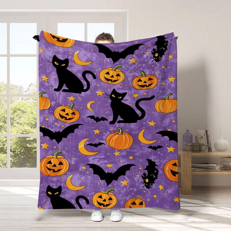 Warm Halloween Flannel Blanket - Cartoon Ghost & Pumpkin Design