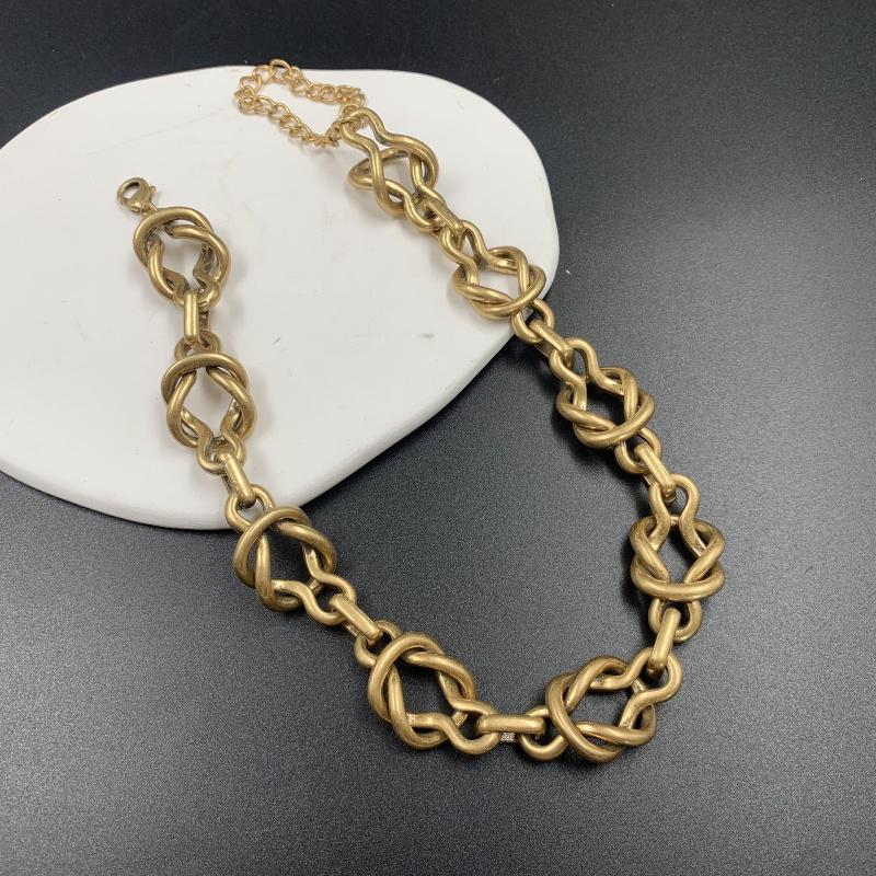Винтажное позолоченное преувеличенное ожерелье Ретро Легкая роскошь Застежка Цепочка Воротник Ювелирные аксессуары Подарок