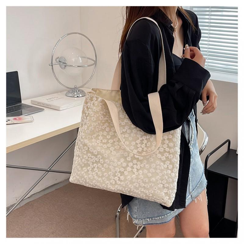 Large-capacity Shoulder Bag Women's 2026 New Style Small Fresh Floral All-matching Lace Mesh Artistic Handbag