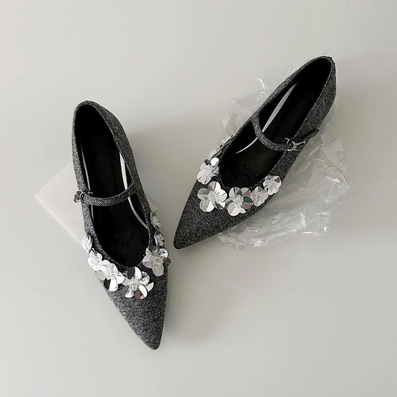 Sheepskin Sparkling Sequins Flower Silver Shoes Niche Mary Jane Shoes Women's Flat Bottom Inner Height Increasing Pointed Shoes