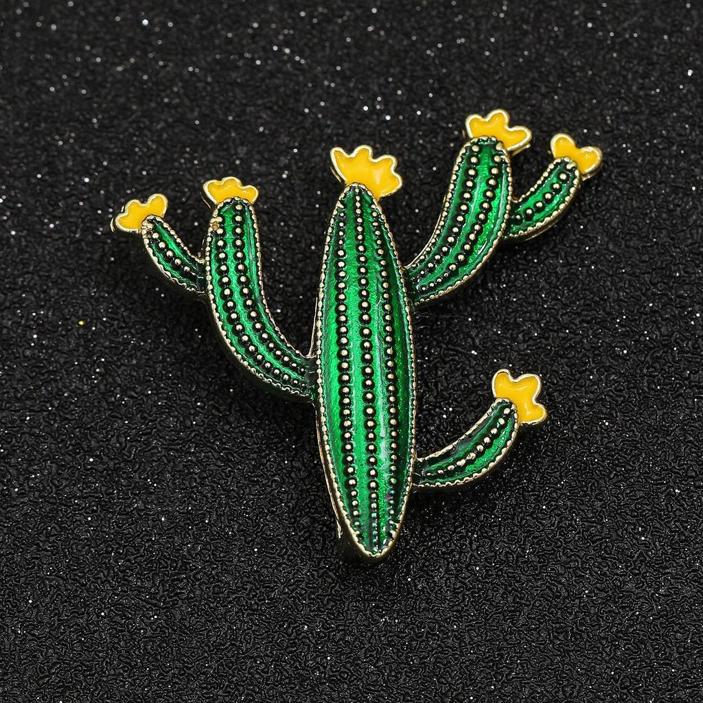 Retro Enamel Cactus Brooch – Green Plant Pin for Suit Jackets, Drip Oil Flower Brooch