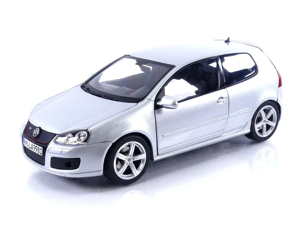 

Norev Volkswagen Golf GTI Pirelli 2007 Silver Готовый продукт 1/18 серебряный