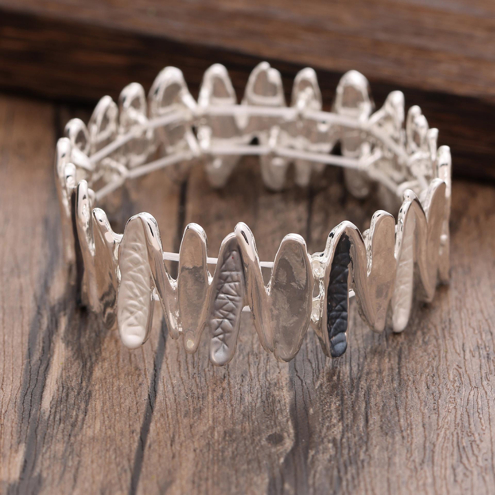 

Новый цветной масляной краской геометрический лист эластичный браслет, модный и высококлассный женский браслет из сплава в виде листа