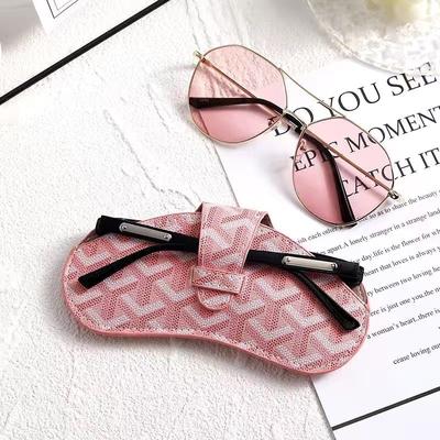 1ks Nový design PU kožené pouzdro na brýle Pouzdro na presbyopické brýle Přenosná úložná taška pro ženy a muže se šňůrkou Malé dárky