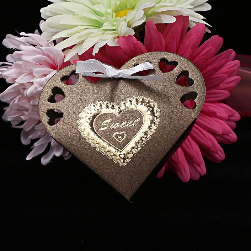 

25шт бумага любовь сердце конфета коробка сладкий подарочный ящик партия поставки свадебное украшение мариадж favors 25Pcs темно-коричневого