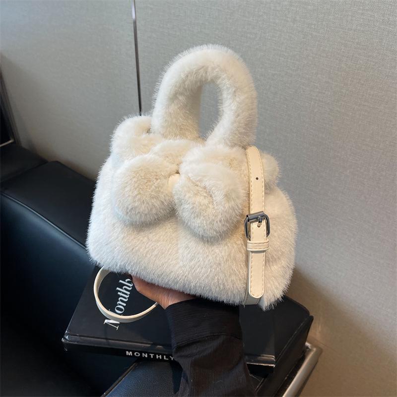

Women s High-End 2025 Plush Shoulder and Messenger Bag - Versatile Autumn/Winter Bucket Bag покинуть белый