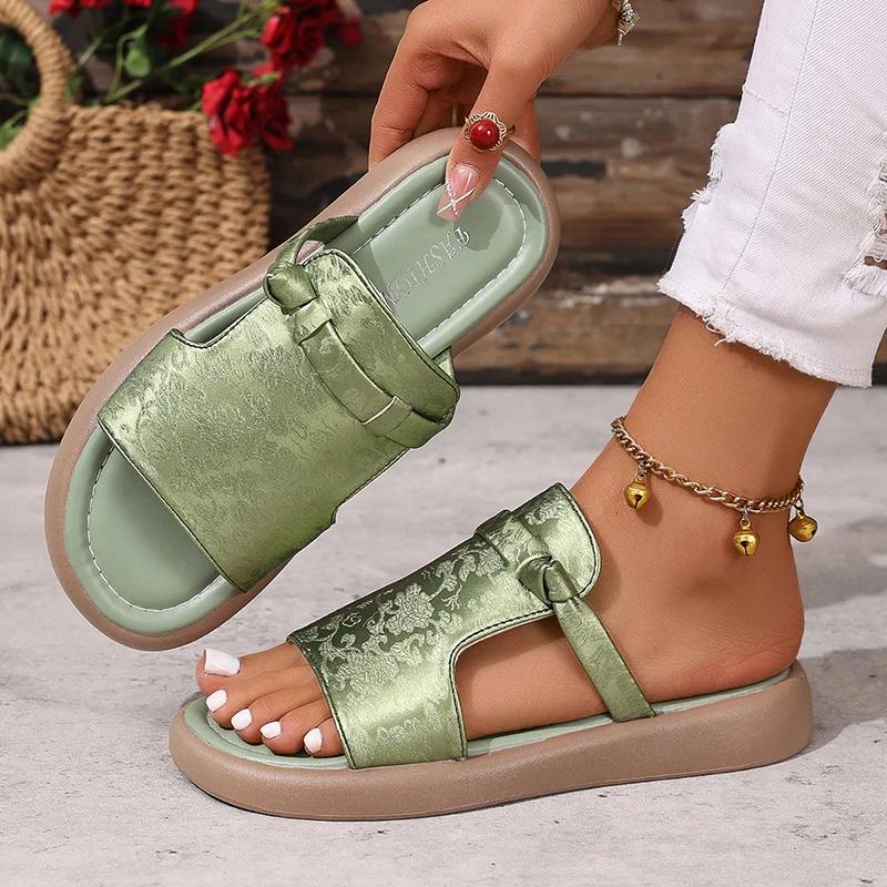 

Fashion Ethnic Army Green Satin Wedges Sandals Women Floral Embroider Low Heel Slippers Woman Summer Soft Sole Non Slip Beach Shoes 42 армия зеленый