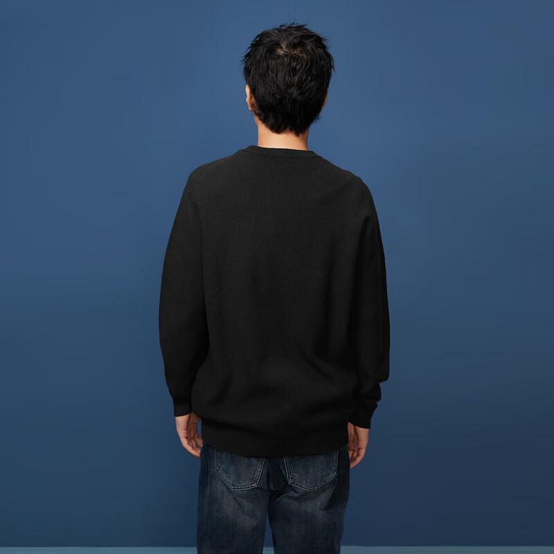 HLA Black Whale Men's Basic Solid Color Round Neck Sweater