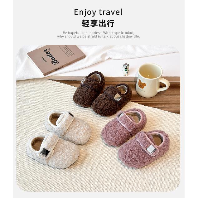 Girls' outdoor furry shoes, new autumn and winter style, soft-soled, non-slip, wool-lined, warm cotton shoes, loafers for little girls