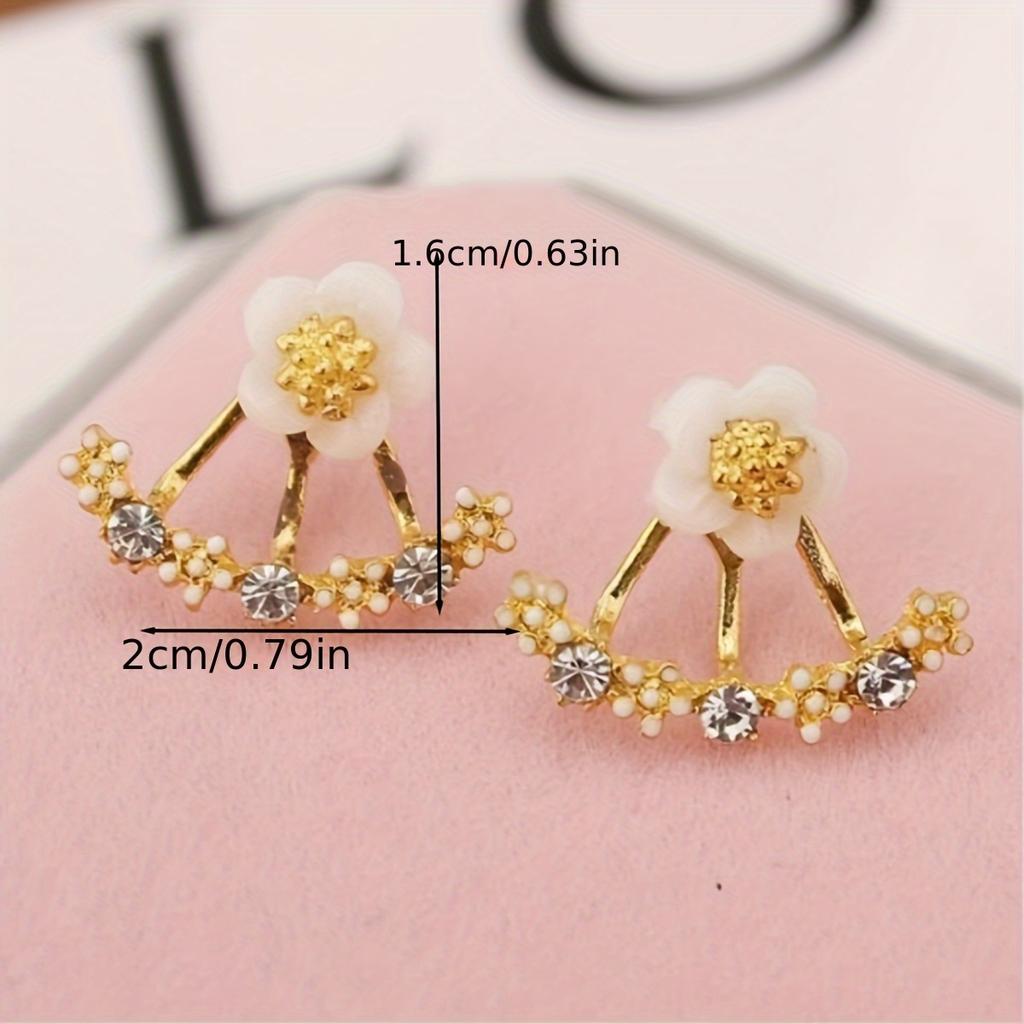Elegant Daisy Earrings with Sparkling Rhinestones Chic White Flower Design for Daily Wear Perfect for Valentine'S Day Everyday Earrings