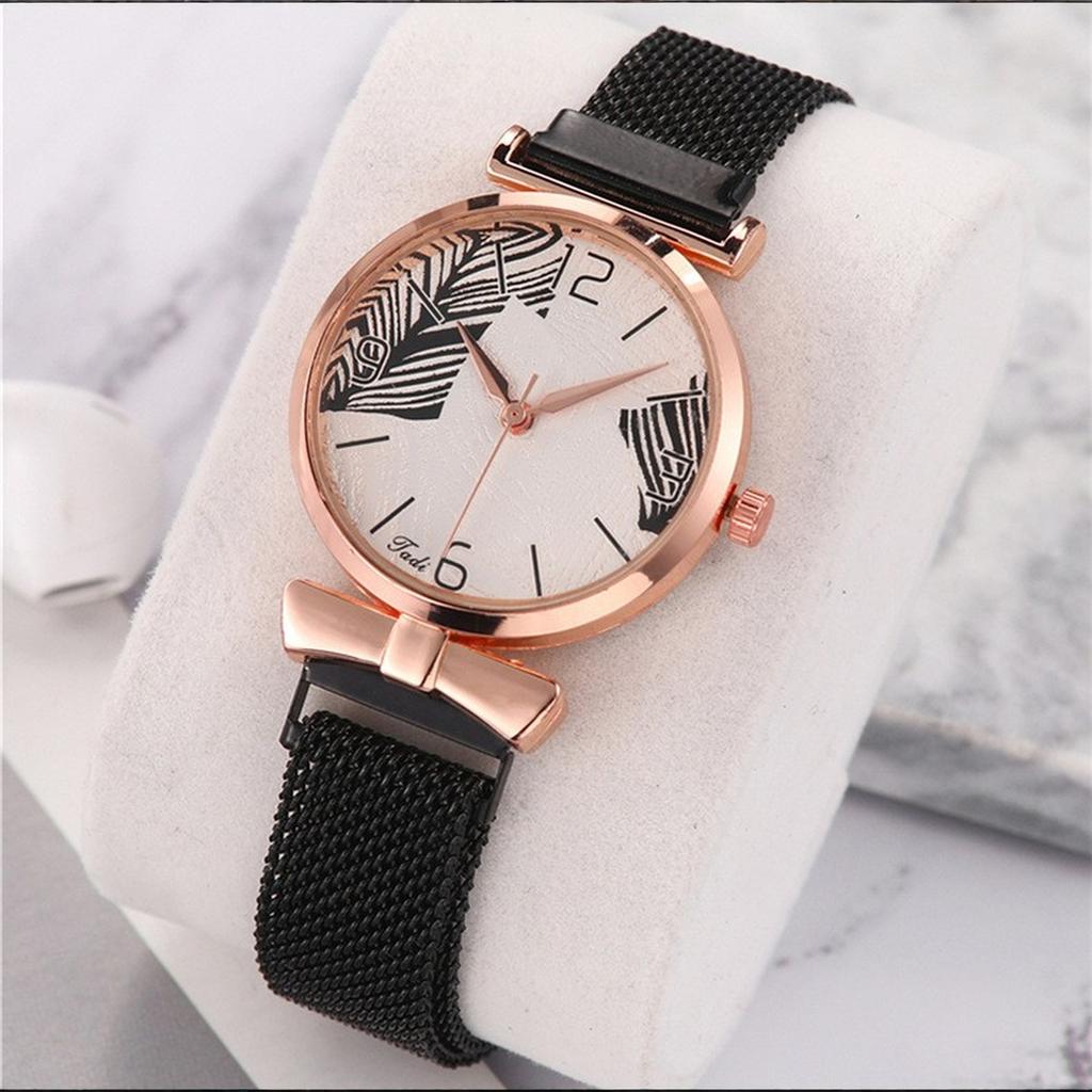 Women Fashion Leather Watch