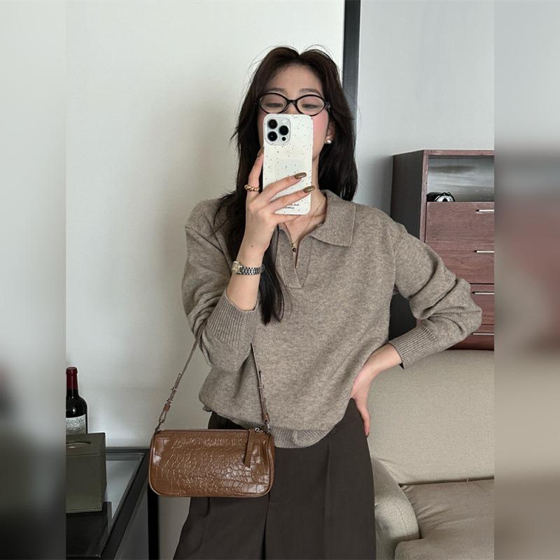 Black polo neck long-sleeved knitted sweater for women's autumn and winter lazy style loose casual v-neck sweater top