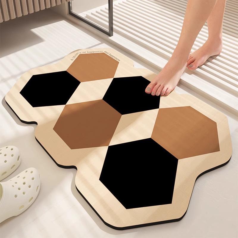 Absorpčná podložka na kúpeľňovú podlahu z rozsievkovej zeminy - Minimalistická, odolná voči nečistotám, ľahko čistiteľná rohožka do predsiene.