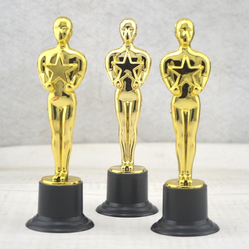 2/5Pcs Golden Statue Trophy Children'S Competition Medal Home Decoration Small Statue Decoration Children'S Award Souvenir