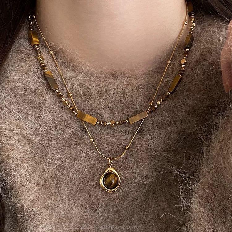 Maillard Vintage Oval Tiger Eye Long Necklace: Niche Light Luxury Sweater Chain for Women