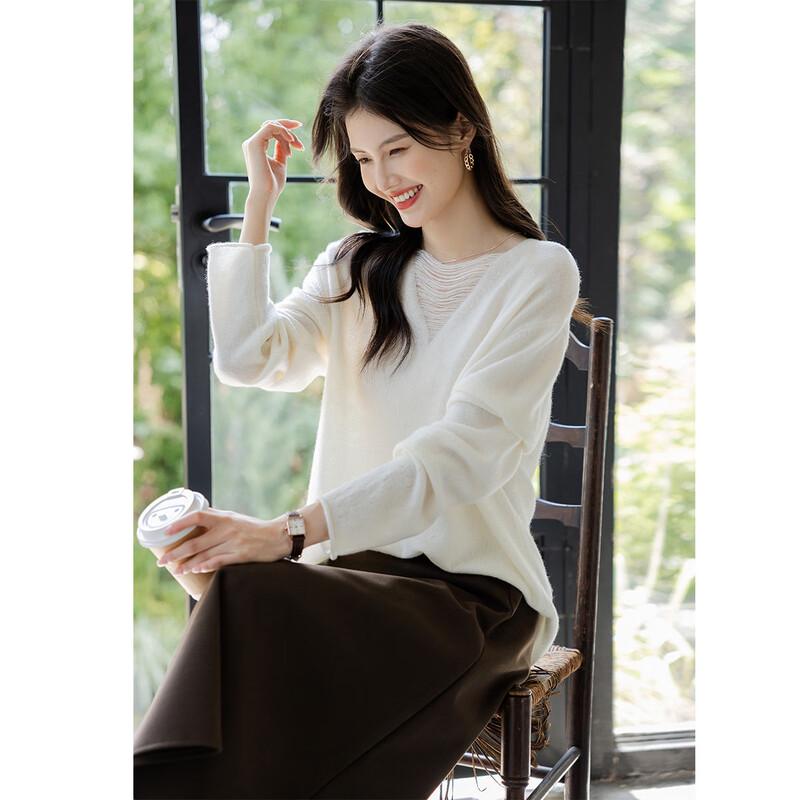 Mokana Women's V-Neck Long Sleeve Wool Sweater