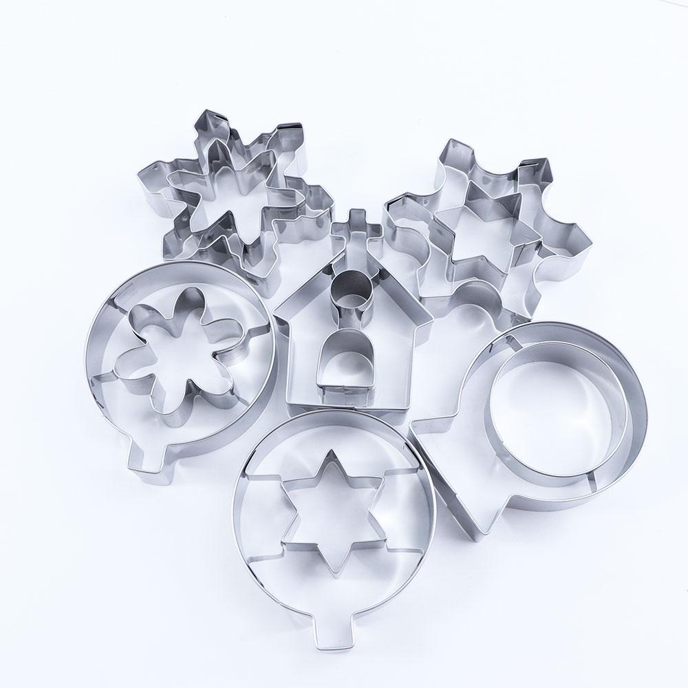 6Pcs Stainless Steel Kitchen DIY Christmas Decor Baking Tools Biscuit Mold Cookie Cutters Set