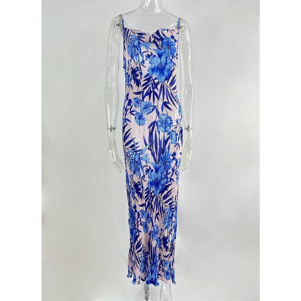 

Платье-футляр с принтом и плиссировкой Slim Slimming L