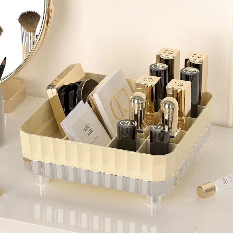 

1pc/Lightweight Mobile Makeup Table Desktop Storage Box, Compartmentalized Organizer, Compact and Convenient Storage Solution 1pc
