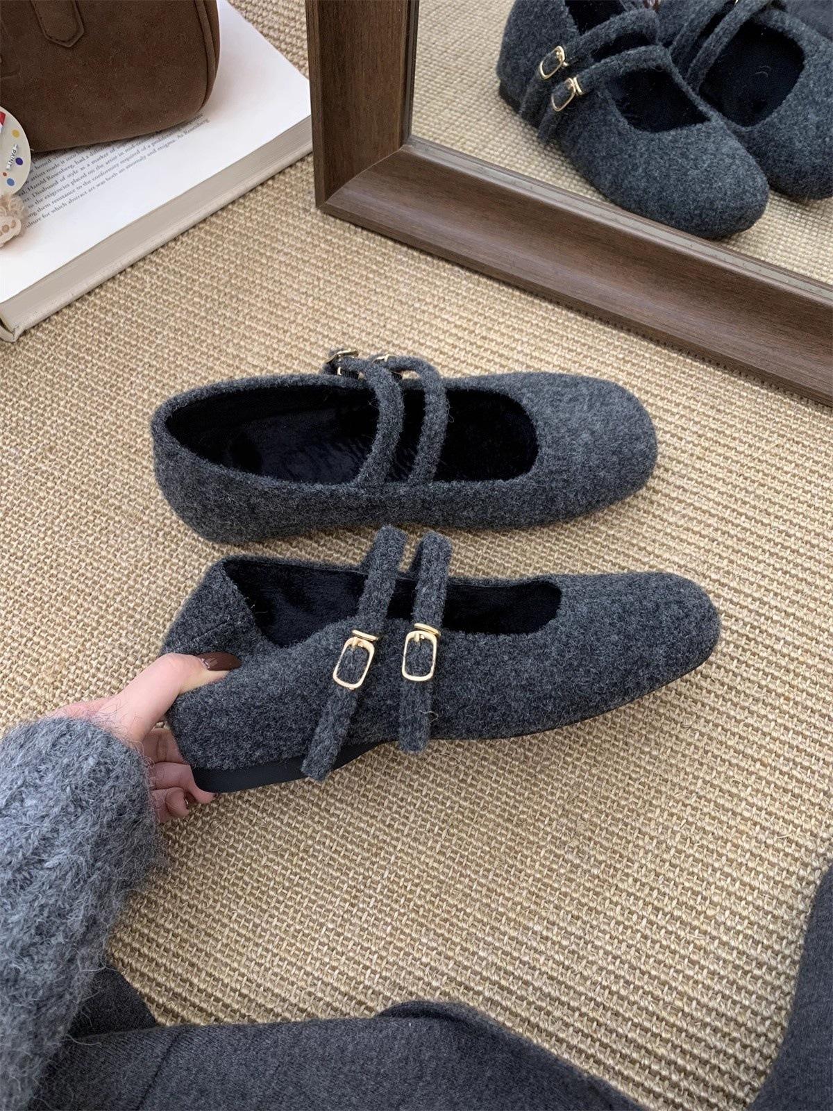 

Small inner height increase Mary Jane fluffy shoes winter double buckle with gray warm velvet single shoes 39 темно-сірий