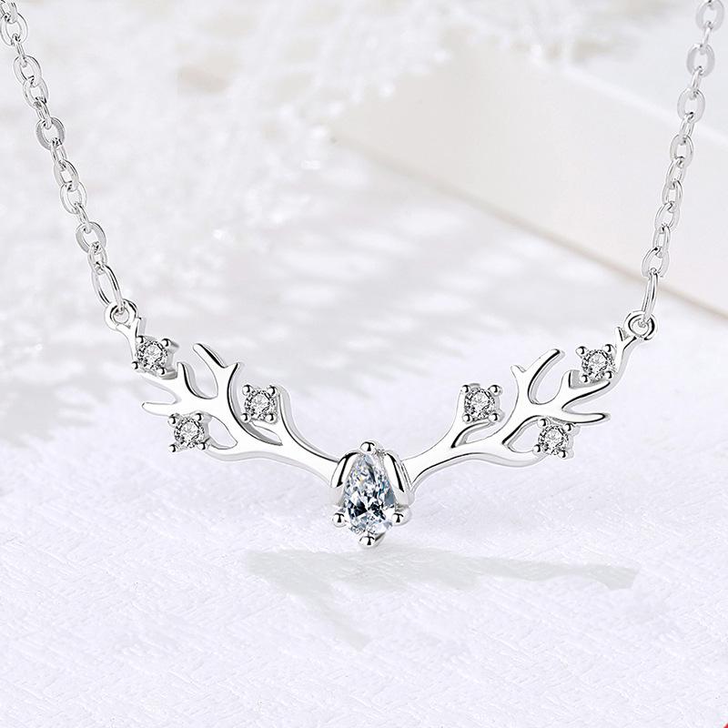 

Yi Lu You Ni Women s Korean Antler Necklace with Rhinestones - Christmas Gift Jewelry Blue L1191