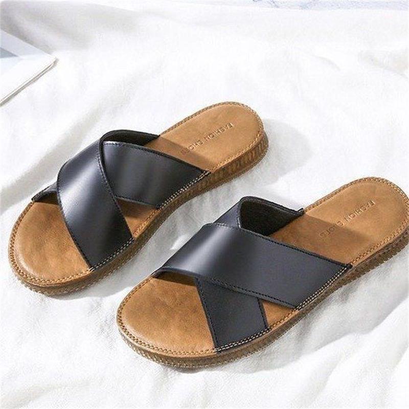 Cross slippers women's summer outer wear 2025 new simple and versatile flat shoes soft sole non-slip mother sandals ins