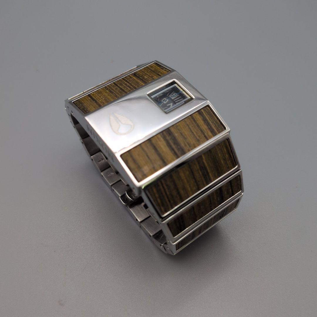 Used NIXON Watch body Wood style design Current condition Operation not confirmed