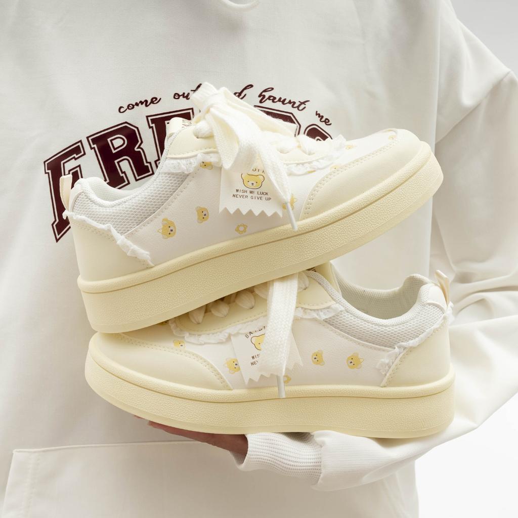 Niche high-value platform shoes autumn students with skirts casual sports board shoes
