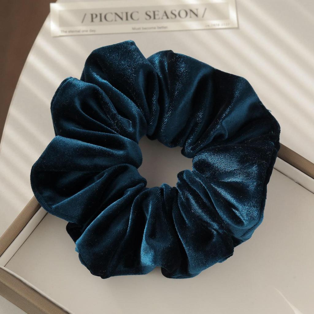 High-Elasticity Golden Velvet Hair Scrunchies for Women – Autumn/Winter Collection