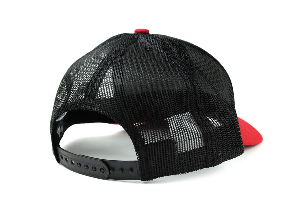 New Era Trucker Cap Low Profile Snapback In Black/Scarlet